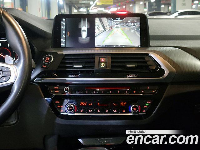BMW X3 2018 — photo 11
