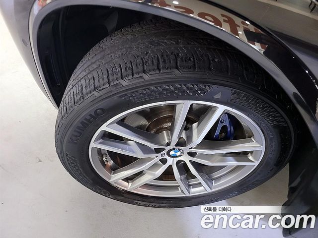 BMW X3 2018 — photo 20