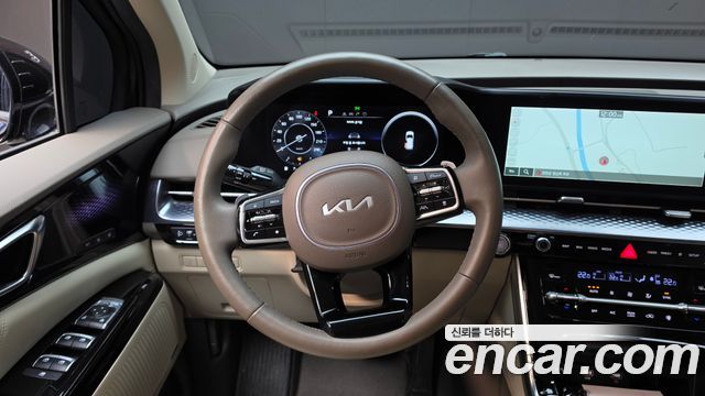 Kia Canival 2023 — photo 19