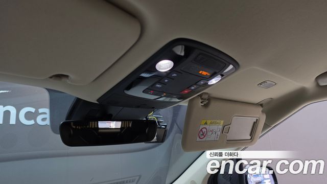 Kia Canival 2023 — photo 25