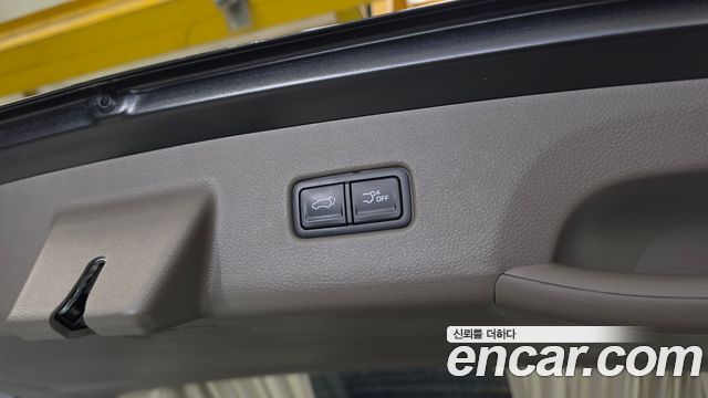Kia Canival 2023 — photo 29