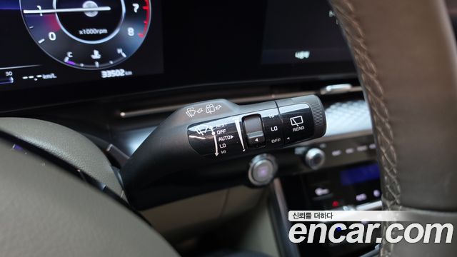 Kia Canival 2023 — photo 33