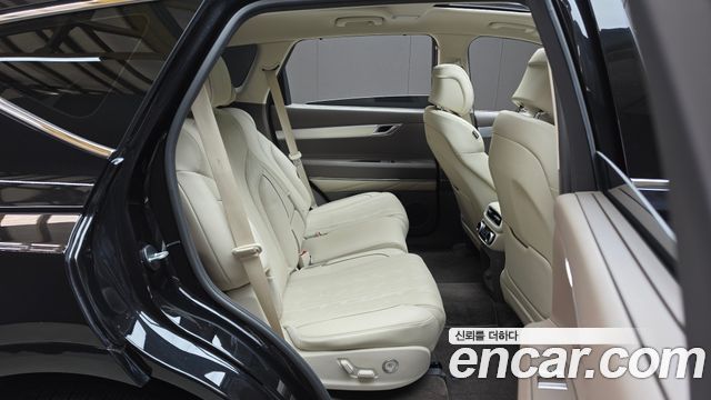 Genesis GV80 2023 — photo 17