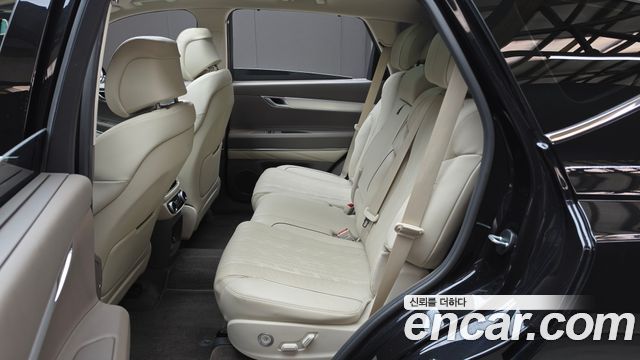 Genesis GV80 2023 — photo 16