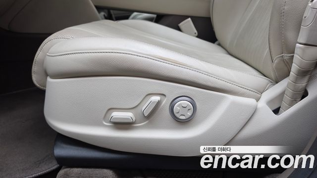 Genesis GV80 2023 — photo 34