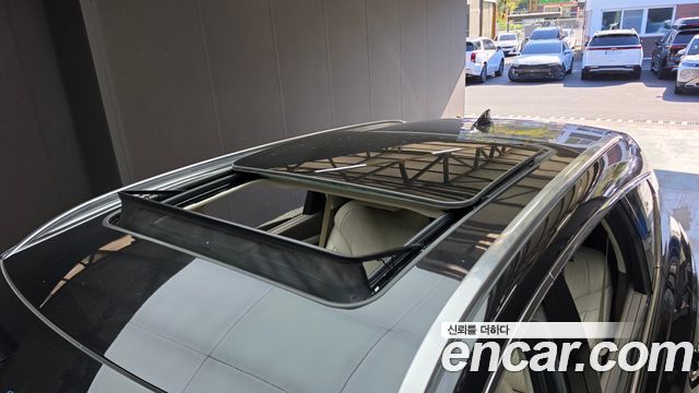 Genesis GV80 2023 — photo 35