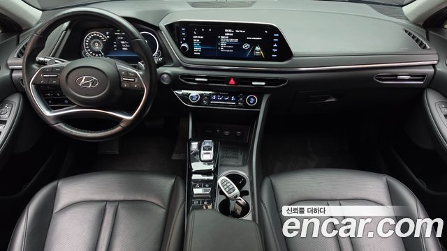 Hyundai Sonata 2022 — photo 10