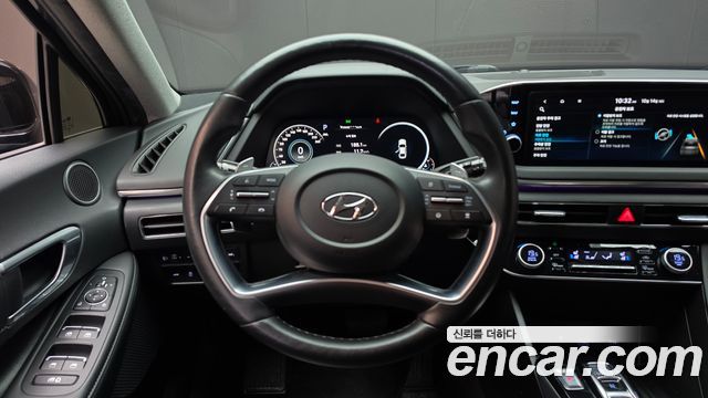 Hyundai Sonata 2022 — photo 19