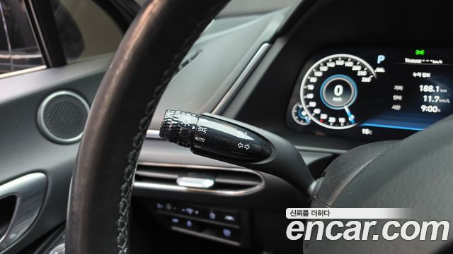 Hyundai Sonata 2022 — photo 29