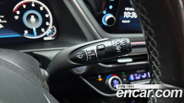 Hyundai Sonata 2022 — photo 30