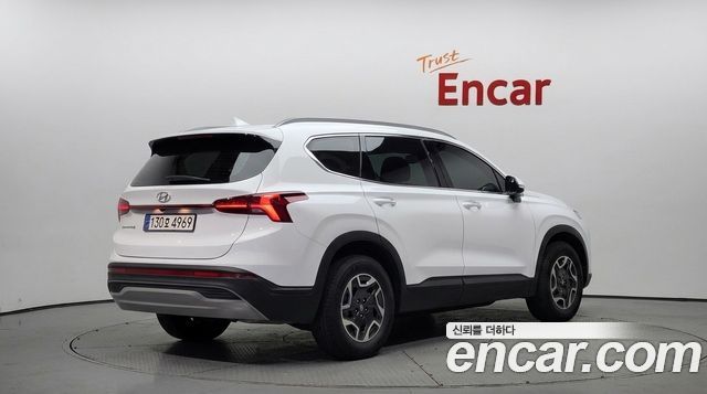 Hyundai Santafe 2023 — photo 2