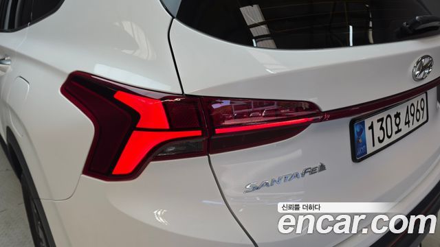 Hyundai Santafe 2023 — photo 9
