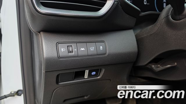 Hyundai Santafe 2023 — photo 29