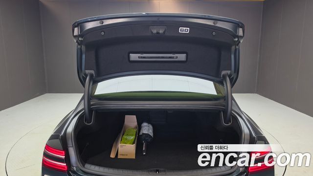 Genesis G80 2022 — photo 26