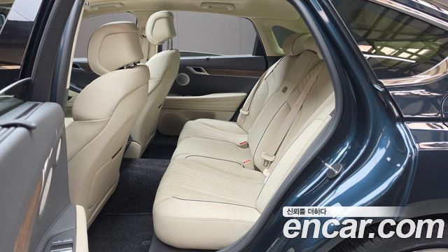 Genesis G80 2022 — photo 16