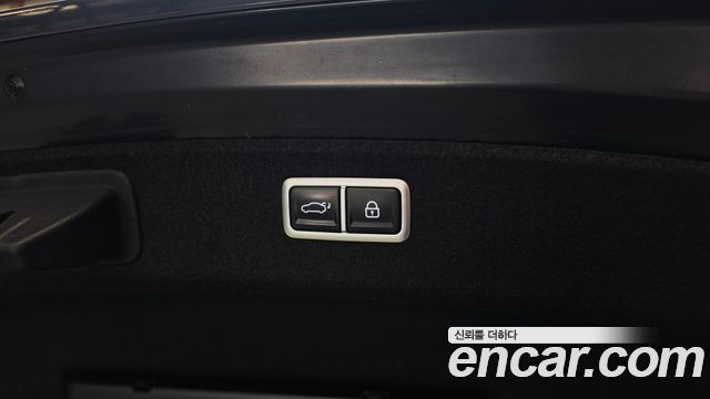 Genesis G80 2022 — photo 27