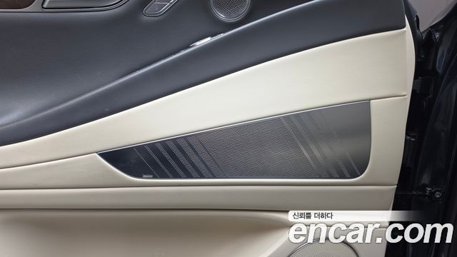 Genesis G80 2022 — photo 34