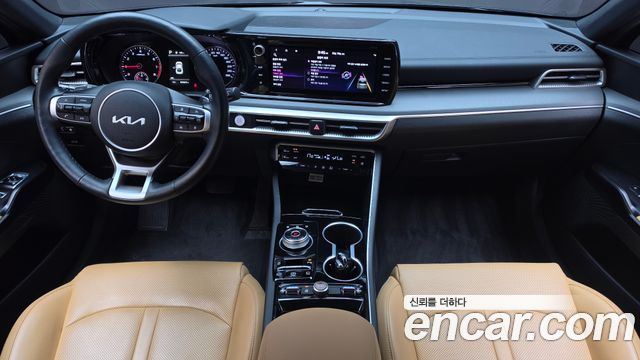 Kia K5 2022 — photo 10
