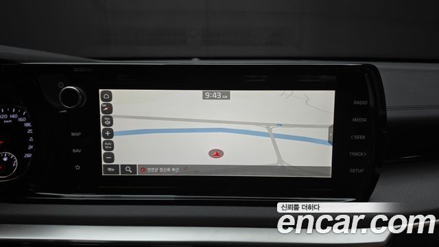 Kia K5 2022 — photo 20