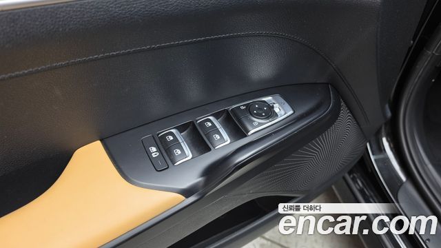 Kia K5 2022 — photo 30