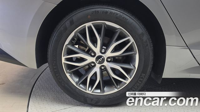 Kia K5 2023 — photo 5