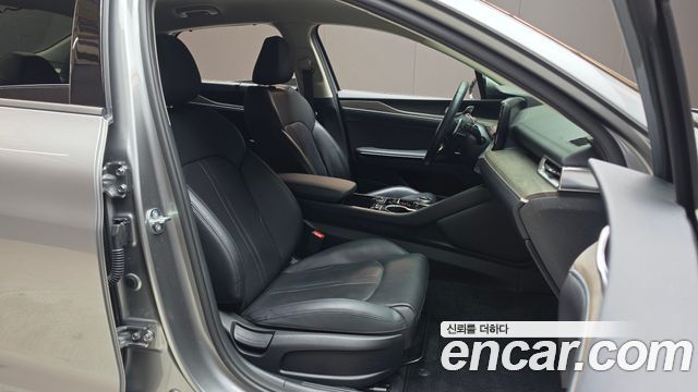 Kia K5 2023 — photo 18