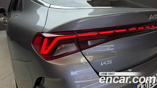 Kia K5 2023 — photo 9