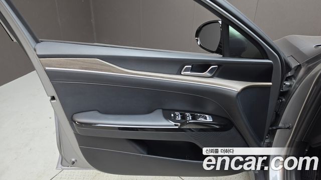 Kia K5 2023 — photo 14