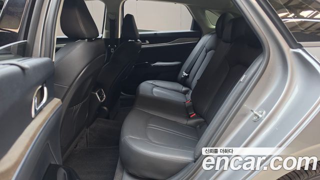 Kia K5 2023 — photo 16