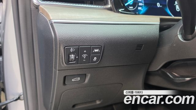 Kia K5 2023 — photo 27