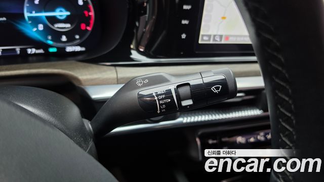 Kia K5 2023 — photo 31