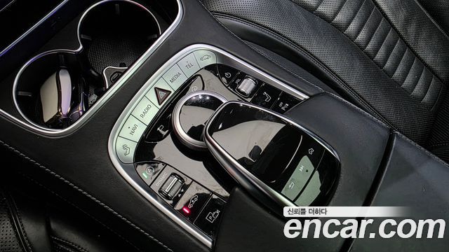 Mercedes-Benz S-Class 2019 — photo 18