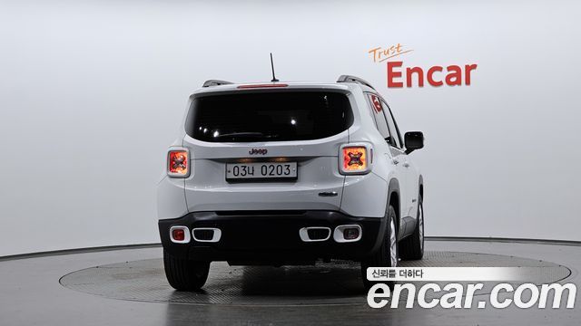 Jeep Renegade 2016 — photo 4