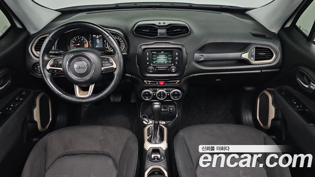 Jeep Renegade 2016 — photo 10