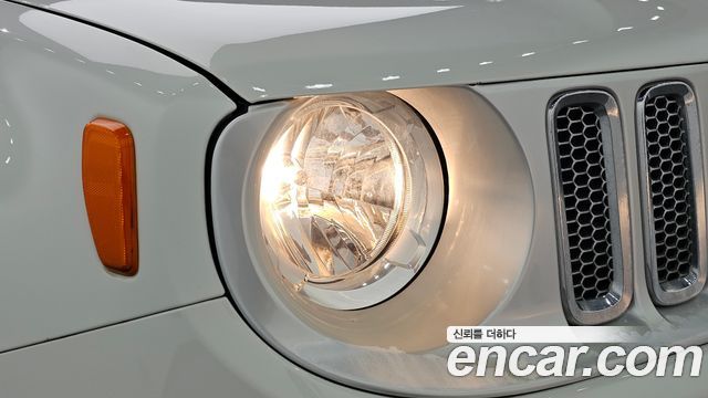 Jeep Renegade 2016 — photo 8