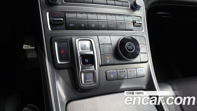 Hyundai Santafe 2021 — photo 9