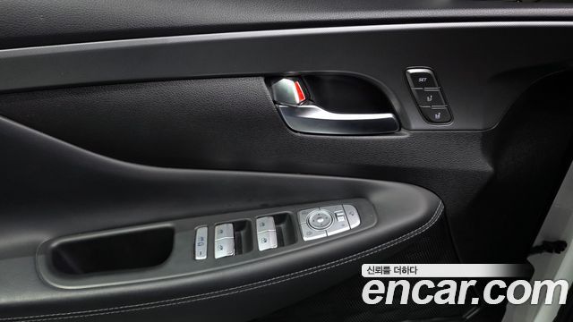 Hyundai Santafe 2021 — photo 20