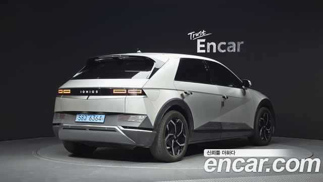 Hyundai Ioniq5 2022 — photo 2