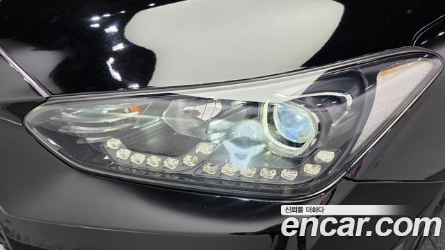 Hyundai Veloster 2019 — photo 8