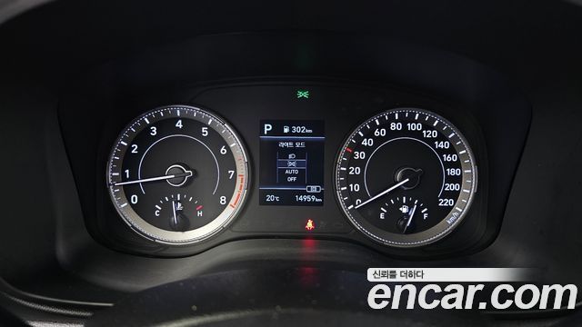 Hyundai Venue 2020 — photo 11