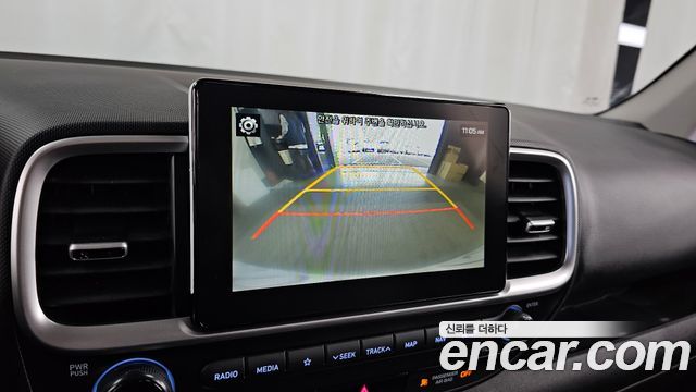 Hyundai Venue 2020 — photo 21