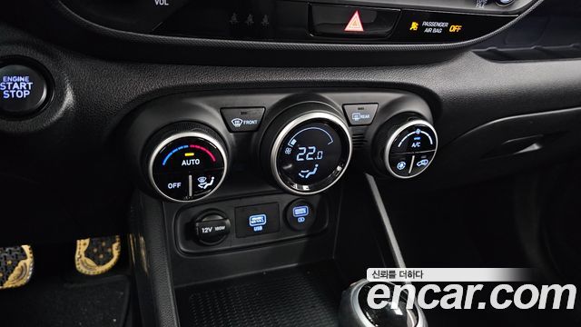 Hyundai Venue 2020 — photo 32