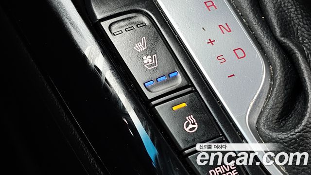 Kia K3 2020 — photo 24