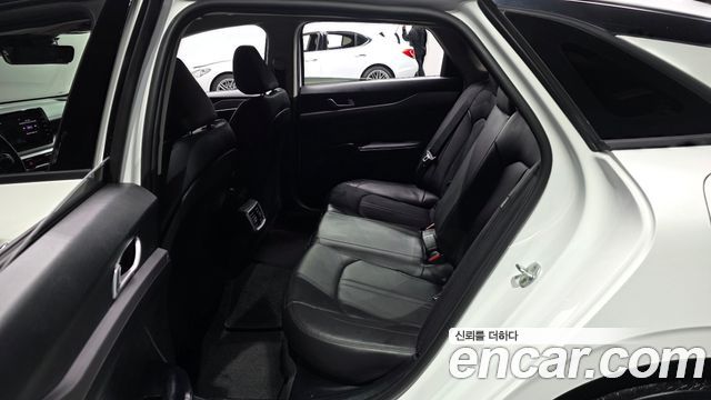 Kia K5 2023 — photo 12