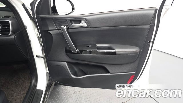 Kia Sportage 2019 — photo 14