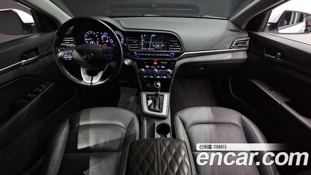 Hyundai AVANTE 2020 — photo 10