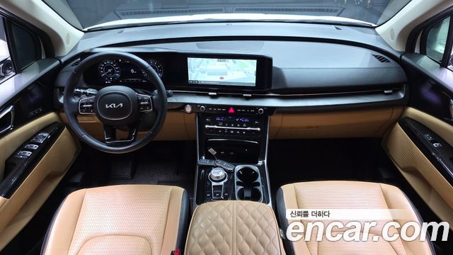 Kia Canival 2023 — photo 10