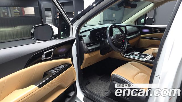 Kia Canival 2023 — photo 13