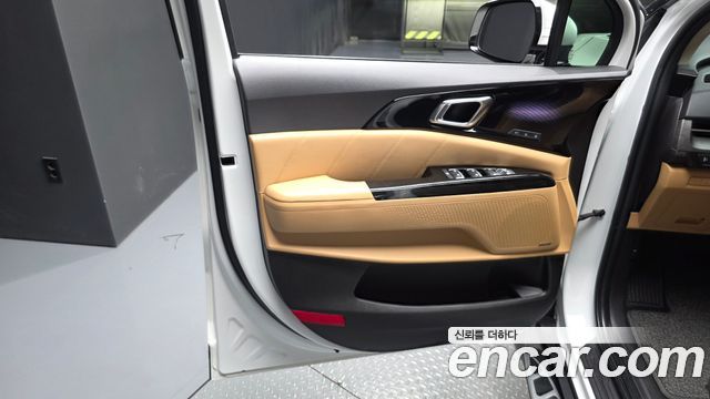 Kia Canival 2023 — photo 14