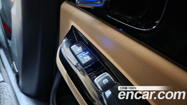 Kia Canival 2023 — photo 29